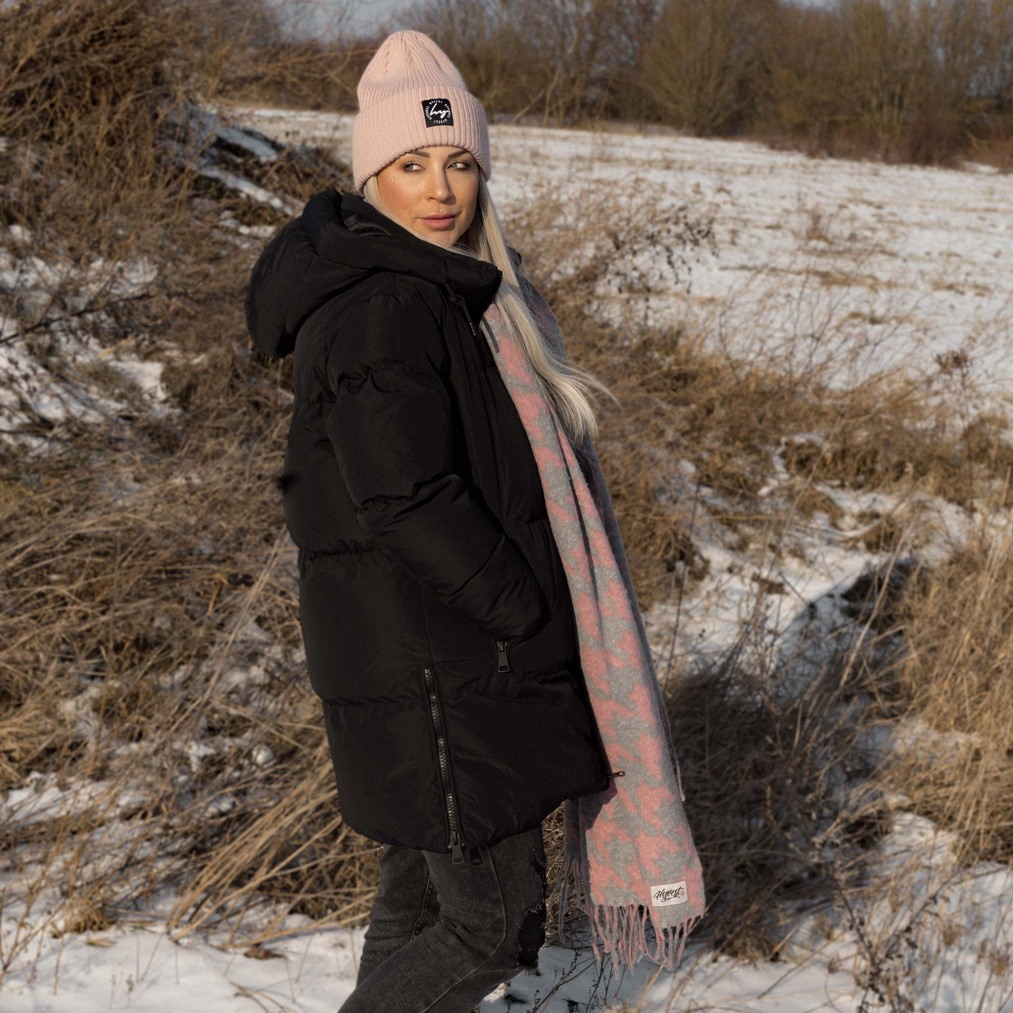 HYVEST warme Winterbeanie rosa mit dickem Winterparka für Damen