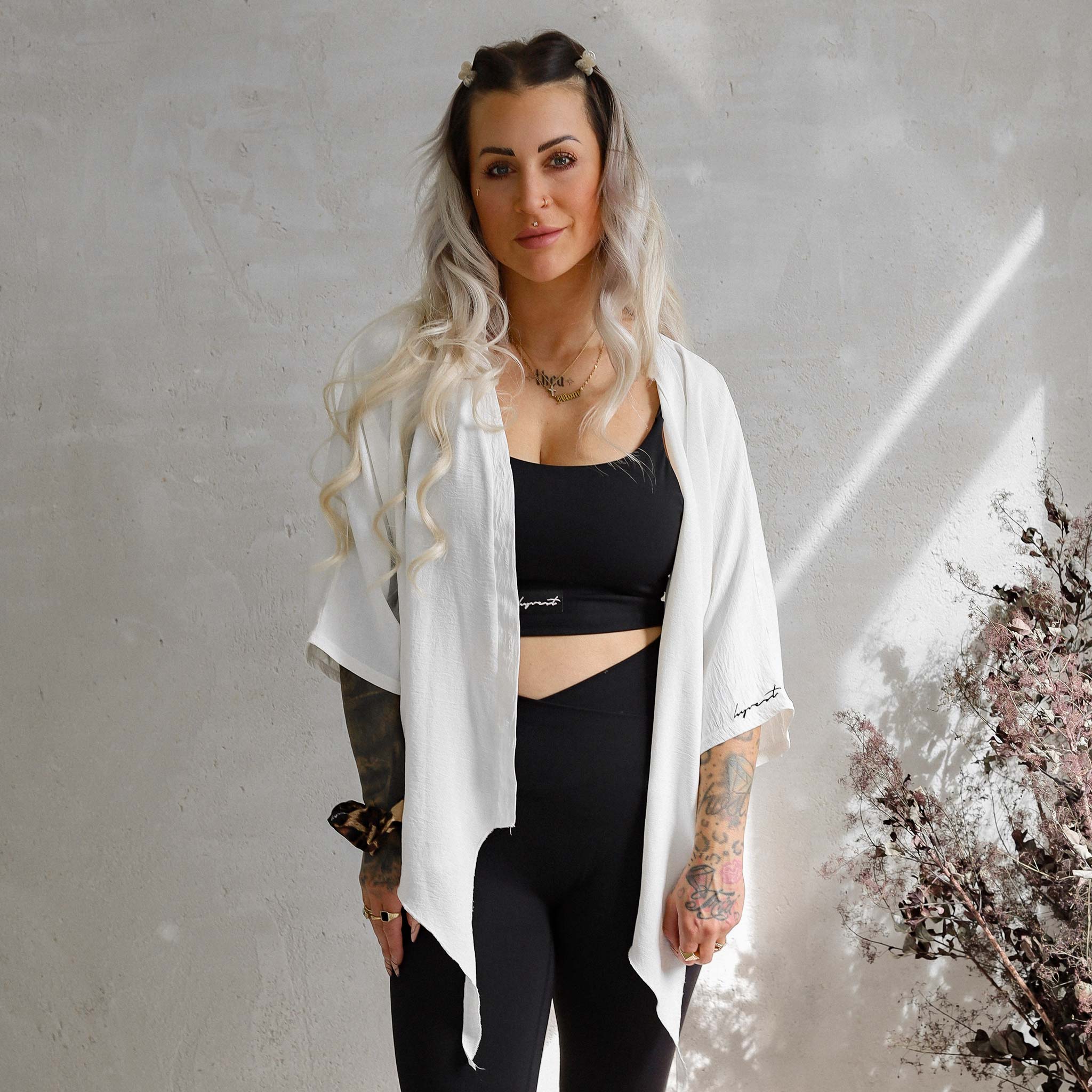 Bluse kurz zum Knoten