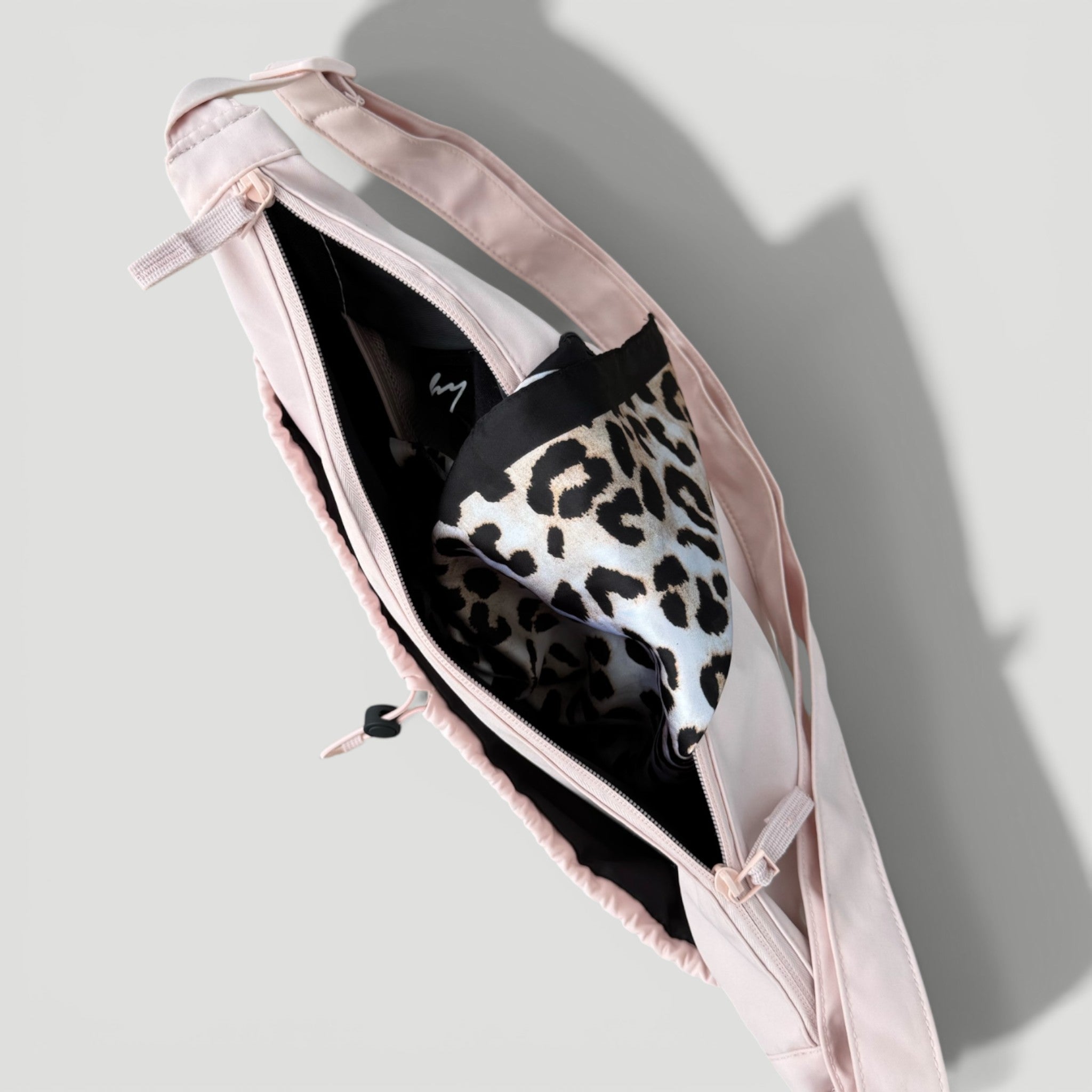 HYVEST Crossbody Bag helles Rosa Innenfach