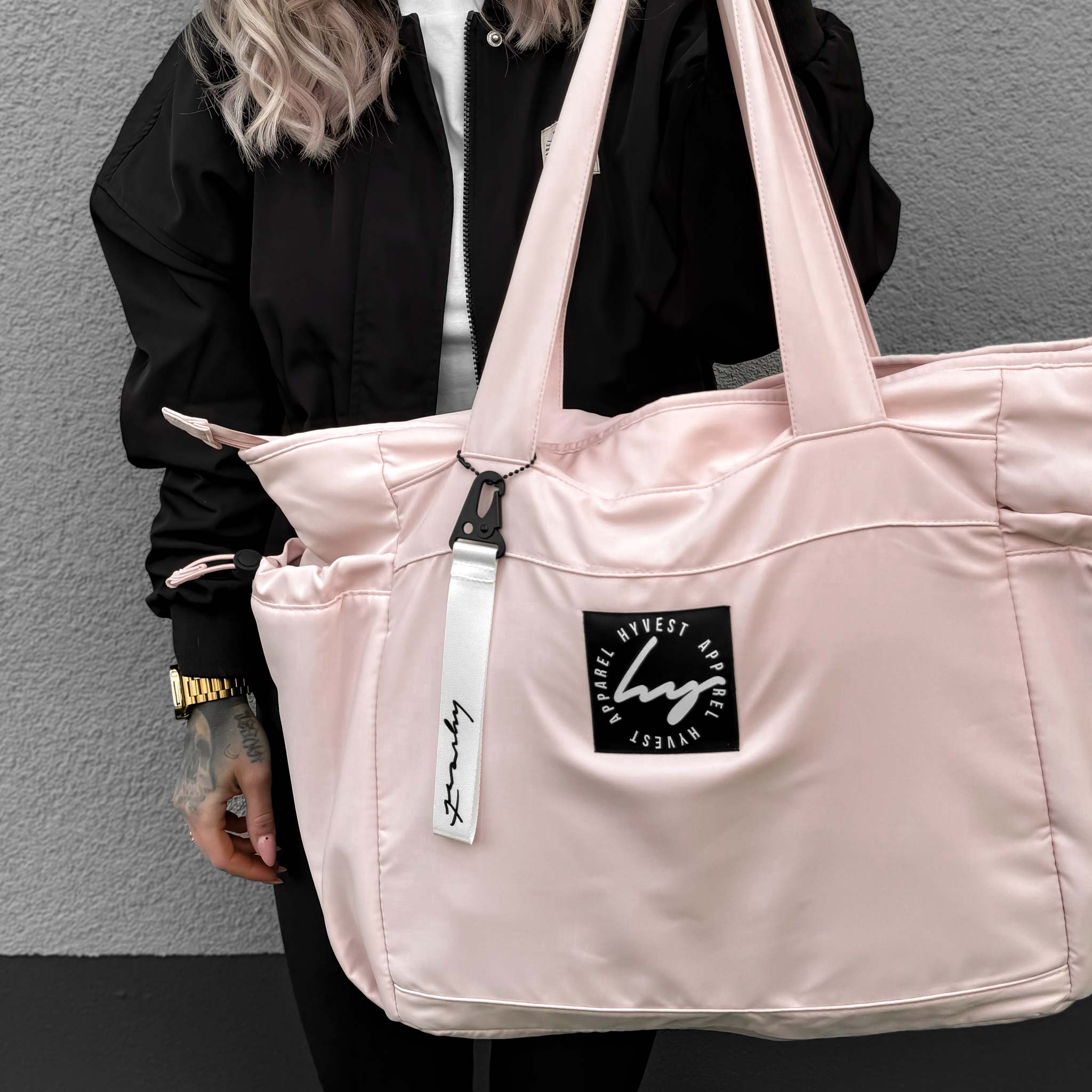 HYVEST Schlüsselanhänger Stoffband weiß mit Karabiner als Taschen Accessoire an XXL Schultertasche Statement