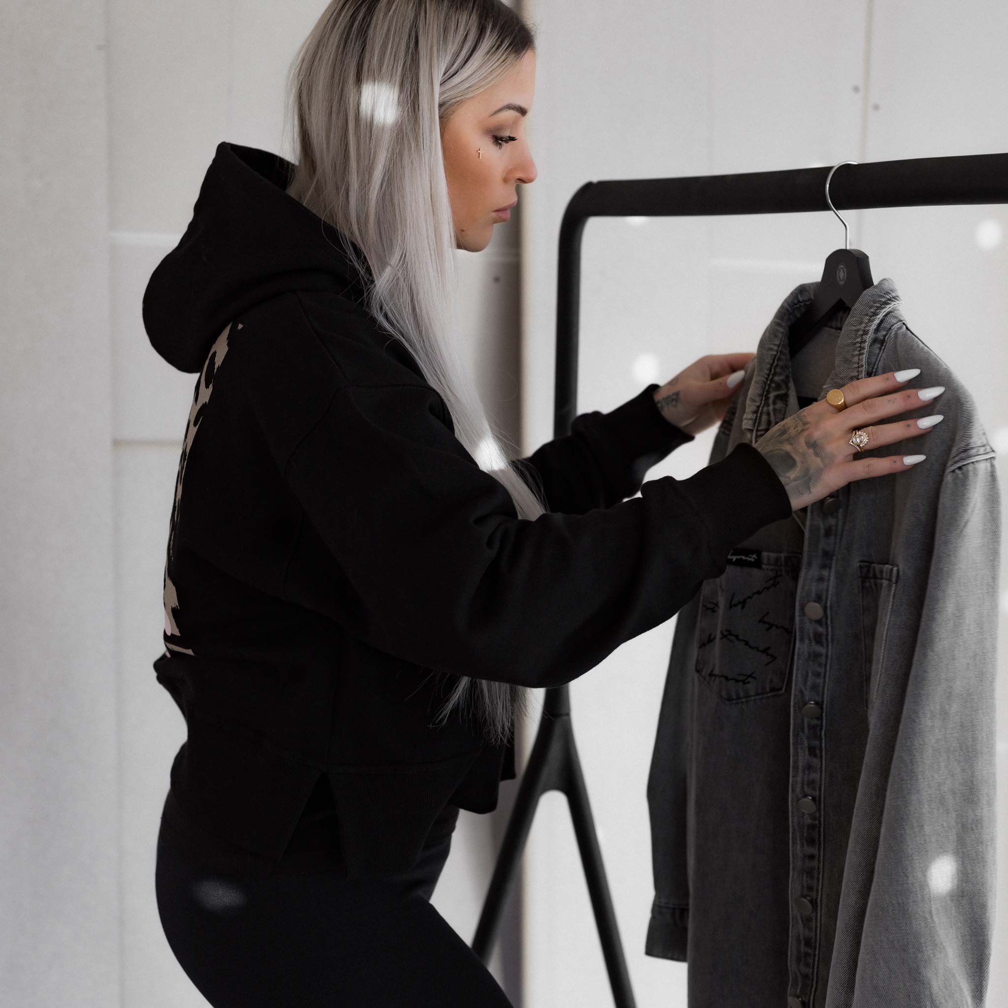 HYVEST Hoodie Backprint Leo Cropped mit Kapuze im Look zum Jeanshemd Oversize Grau