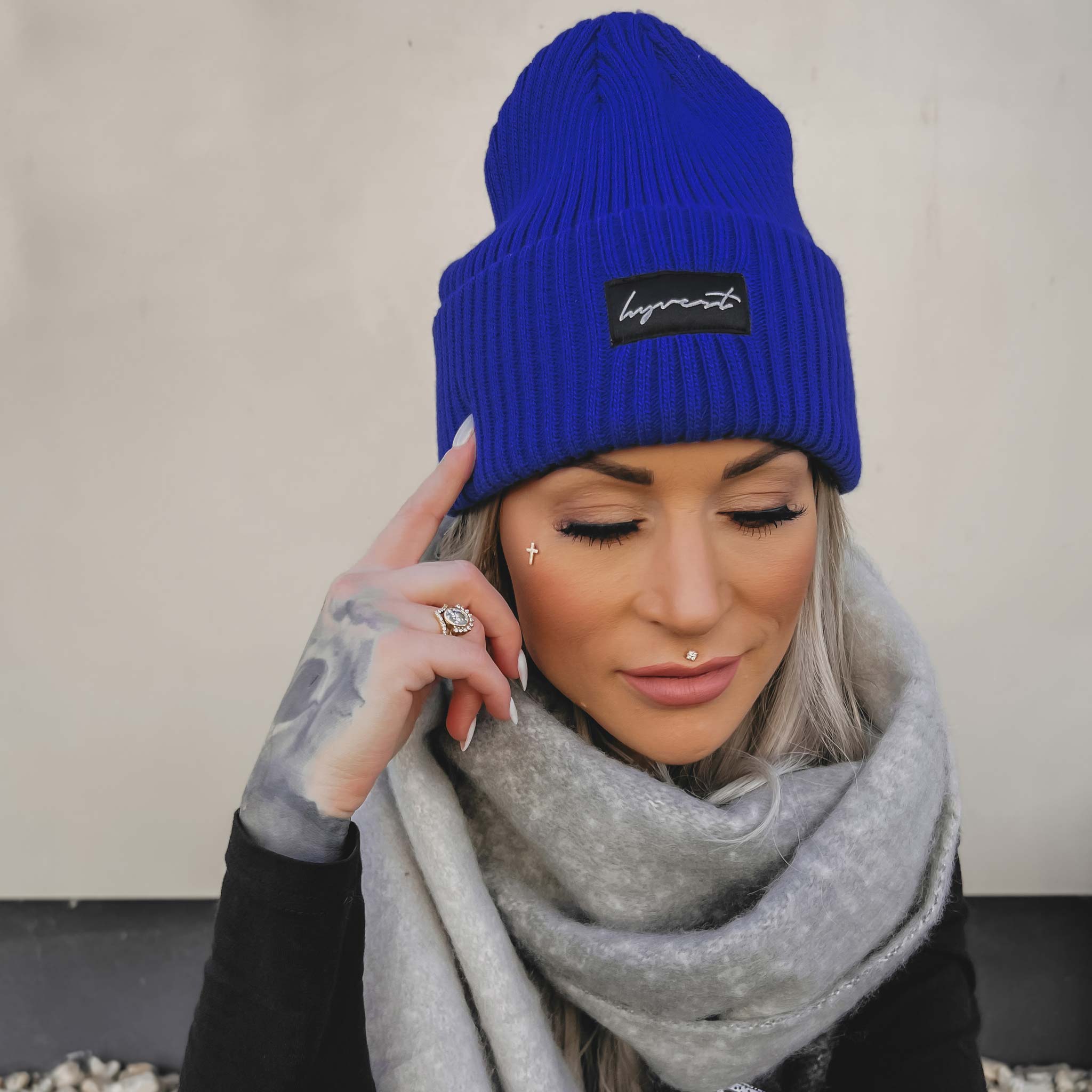 HYVEST dunkelblaue Beanie für Damen
