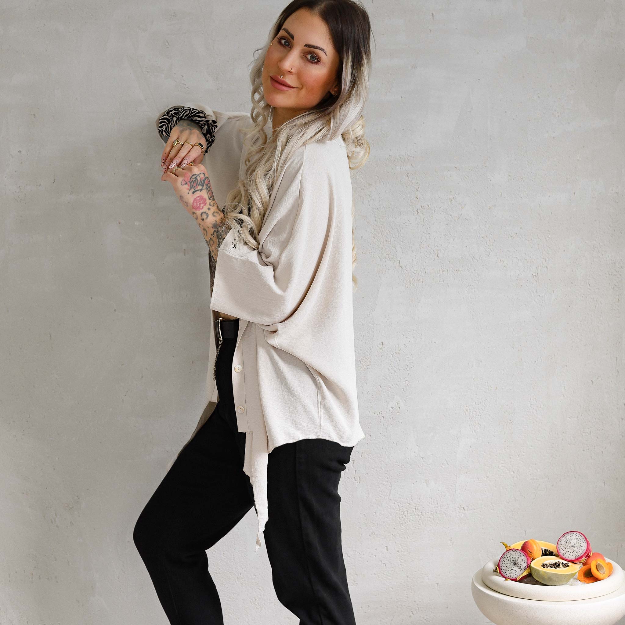 Bluse kurz zum Knoten