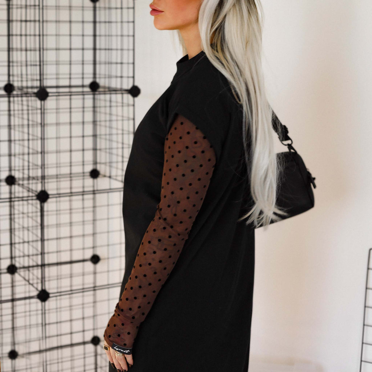 Kleid mit Beinschlitzen