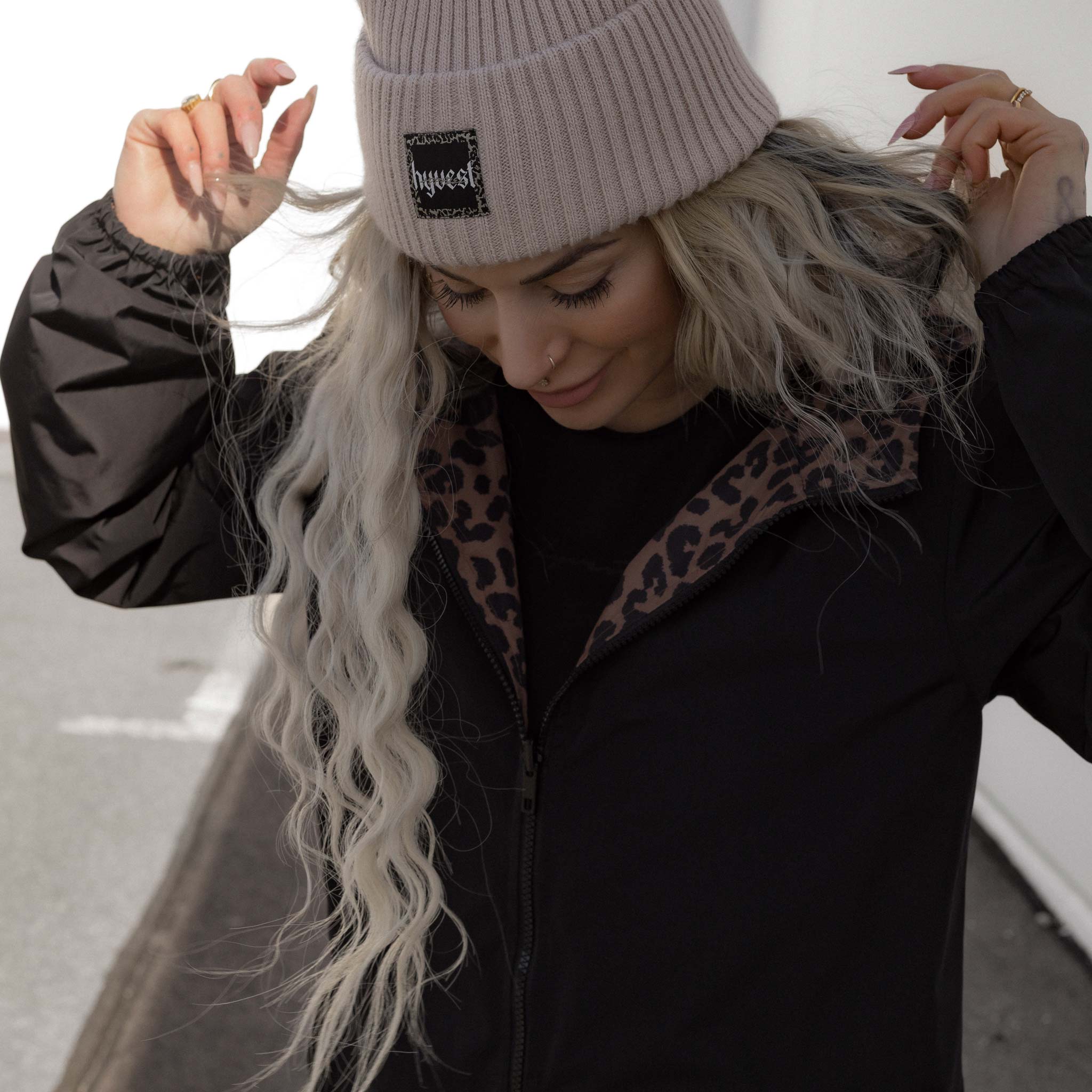 HYVEST Herbst Outfit mit wasserfester Regenjacke lang mit Leomuster