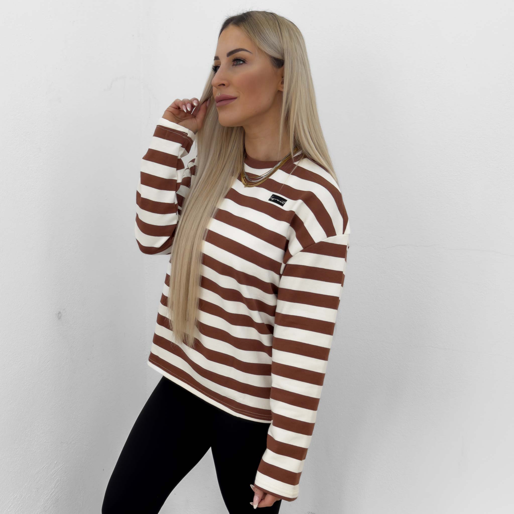 HYVEST Sweater Oversize gestreift mit schwarzer Leggings als Frauen Alltagslook