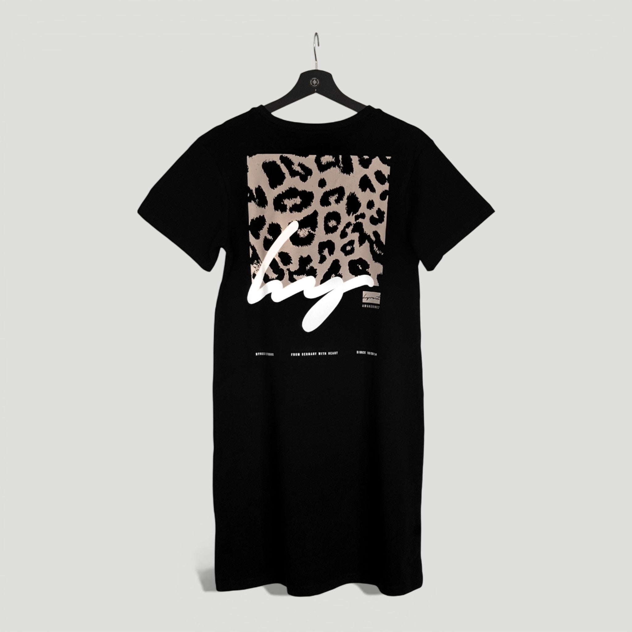 HYVEST T-Shirt Kleid aus Baumwolle in Schwarz mit Leomuster Print Rückansicht