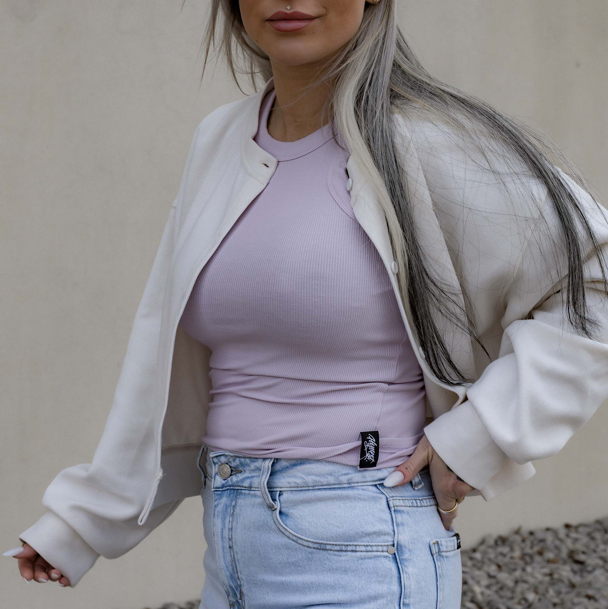 HYVEST Tanktop Ripp Essential Outfit mit High Waist Jeans und Cardigan