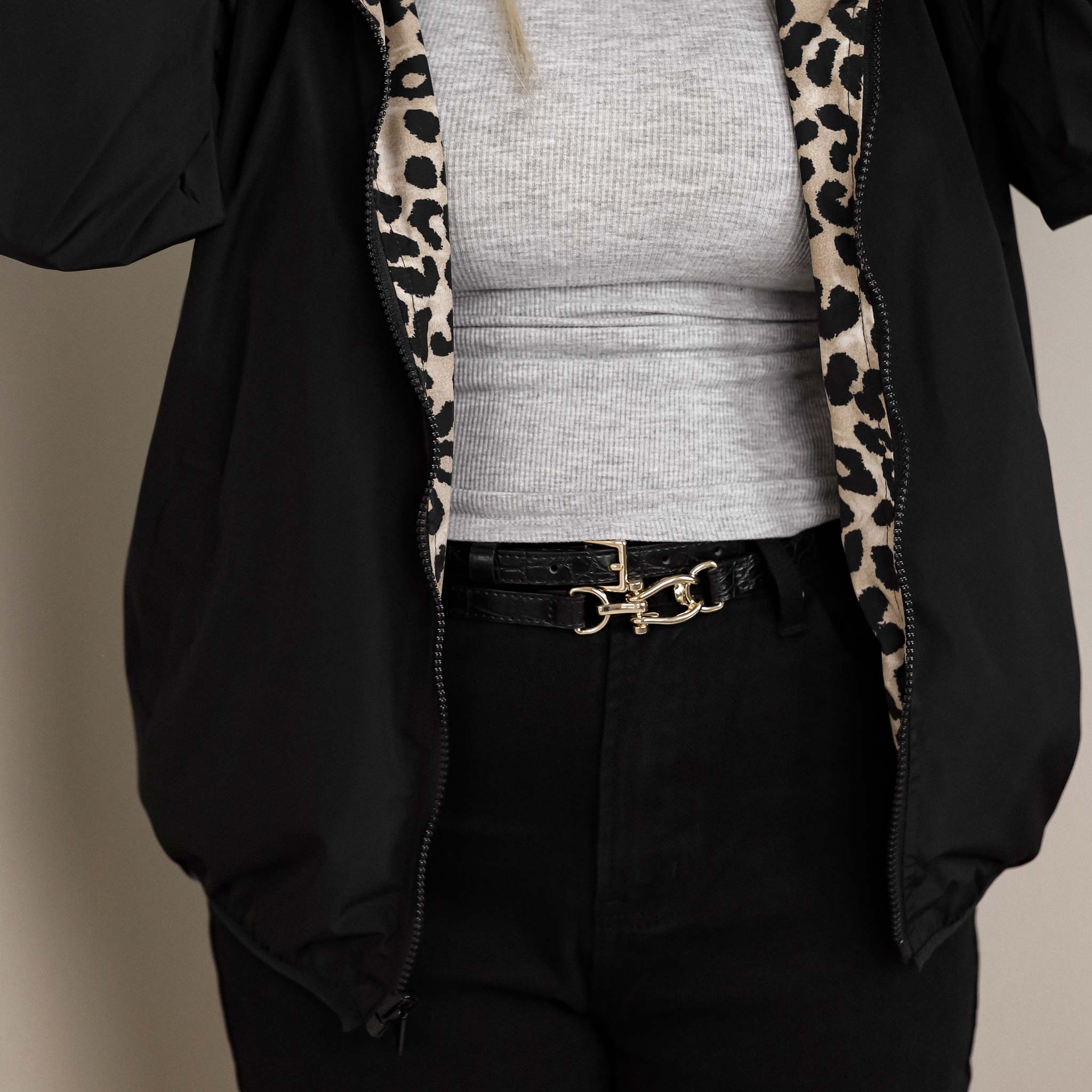 HYVEST Wendejacke Windbreaker 2in1 im Alltags Outfit mit Ripstop Basic und Mom Jeans schwarz